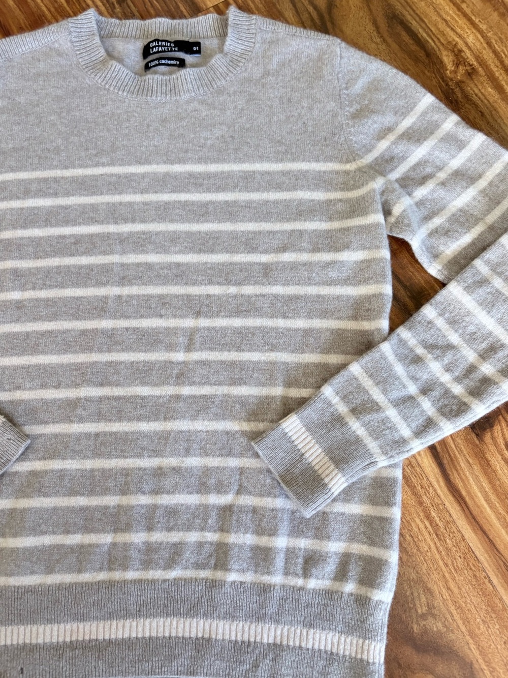 GALERIES LAFAYETTE Women’s 100% Cashmere Gray Striped Crewneck Sweater Size 01 S